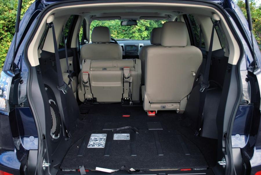  Mitsubishi Outlander GT 2013 года  (фото 12 из 30)